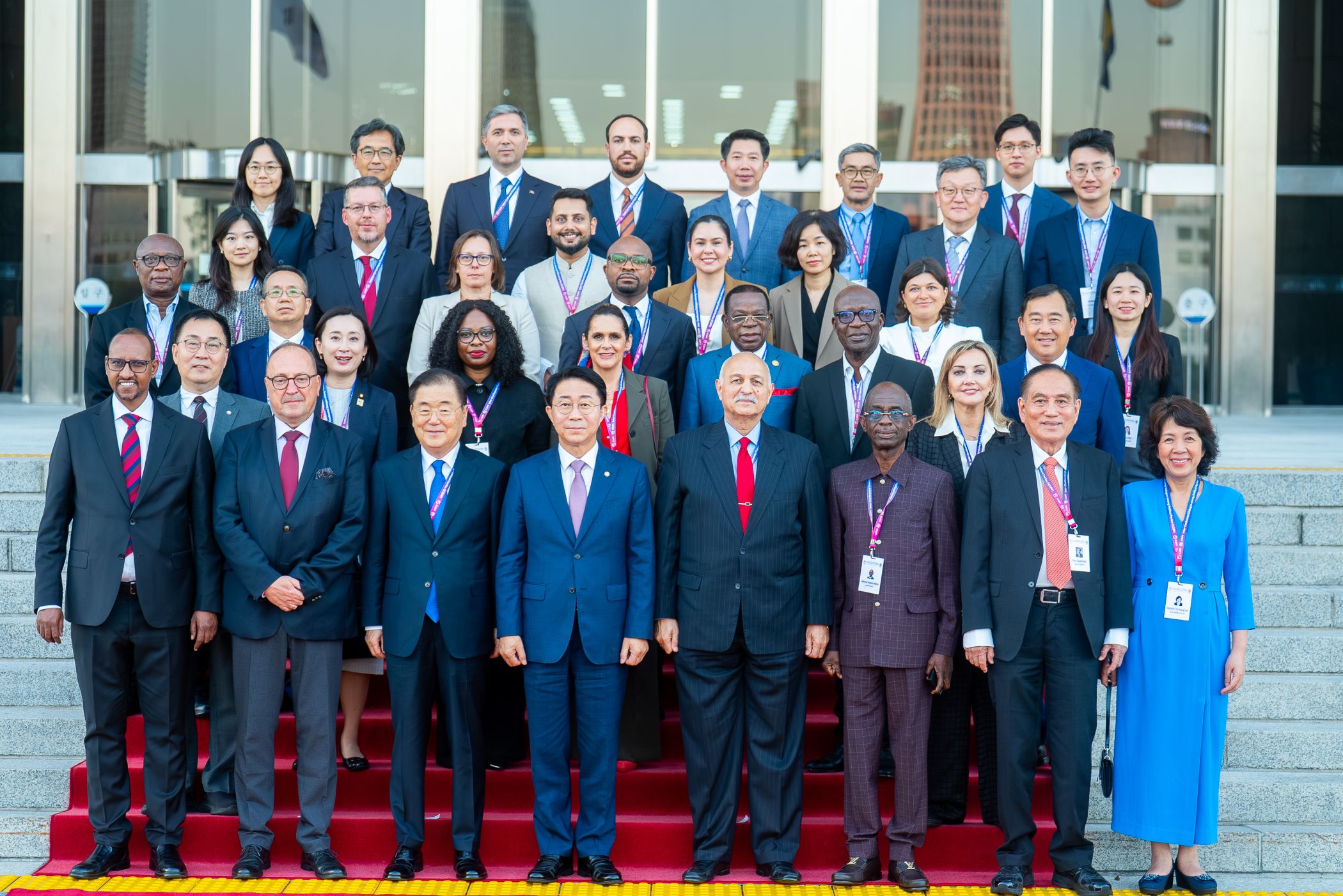 Africa Governance Centre Participates in The Inaugural Inter-Continental Dialogue among Political Parties in Seoul, South Korea 